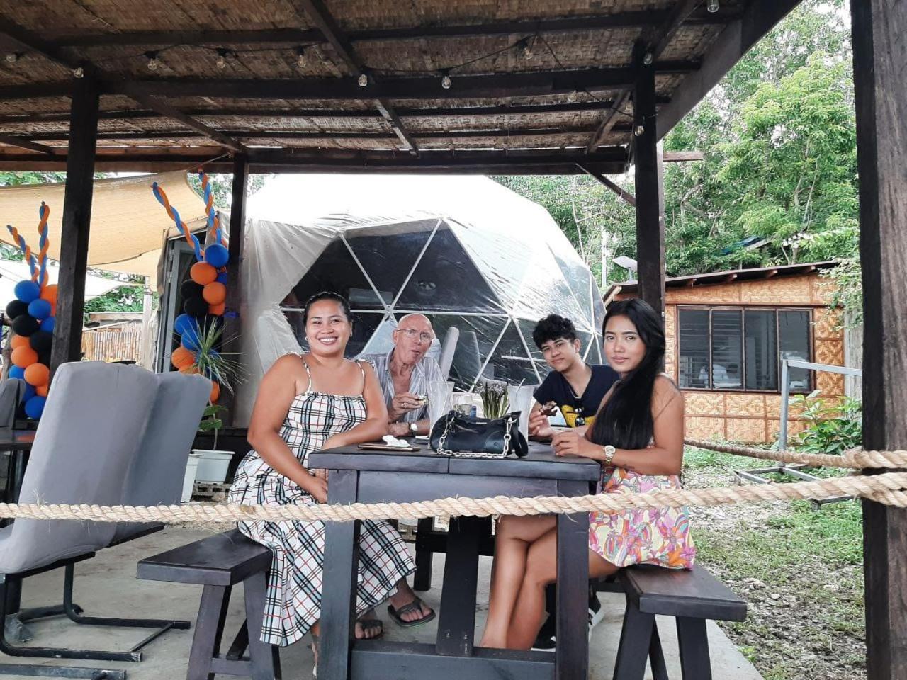 Jush Native And Glamping Hotel Dauis Ngoại thất bức ảnh